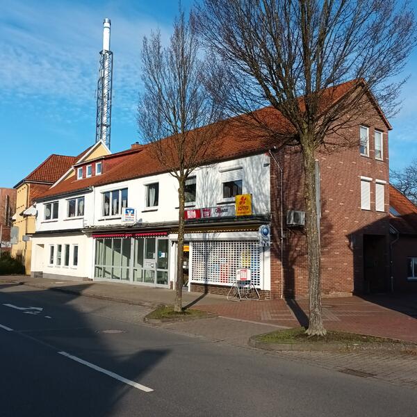 Wohn- und Geschäftshaus